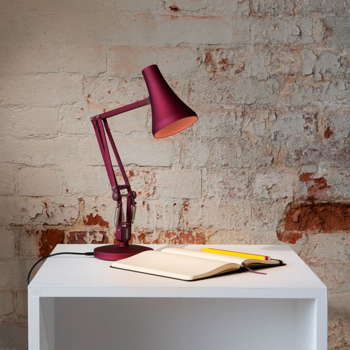 90 Mini Mini Desk Lamp Berry Red main product photo