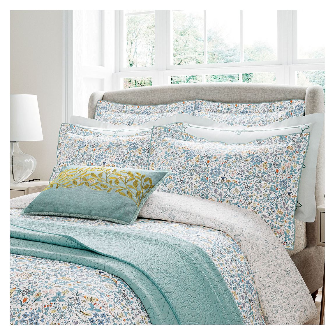 Voysey Wildflower Oxford Pillowcase, Aqua main product photo