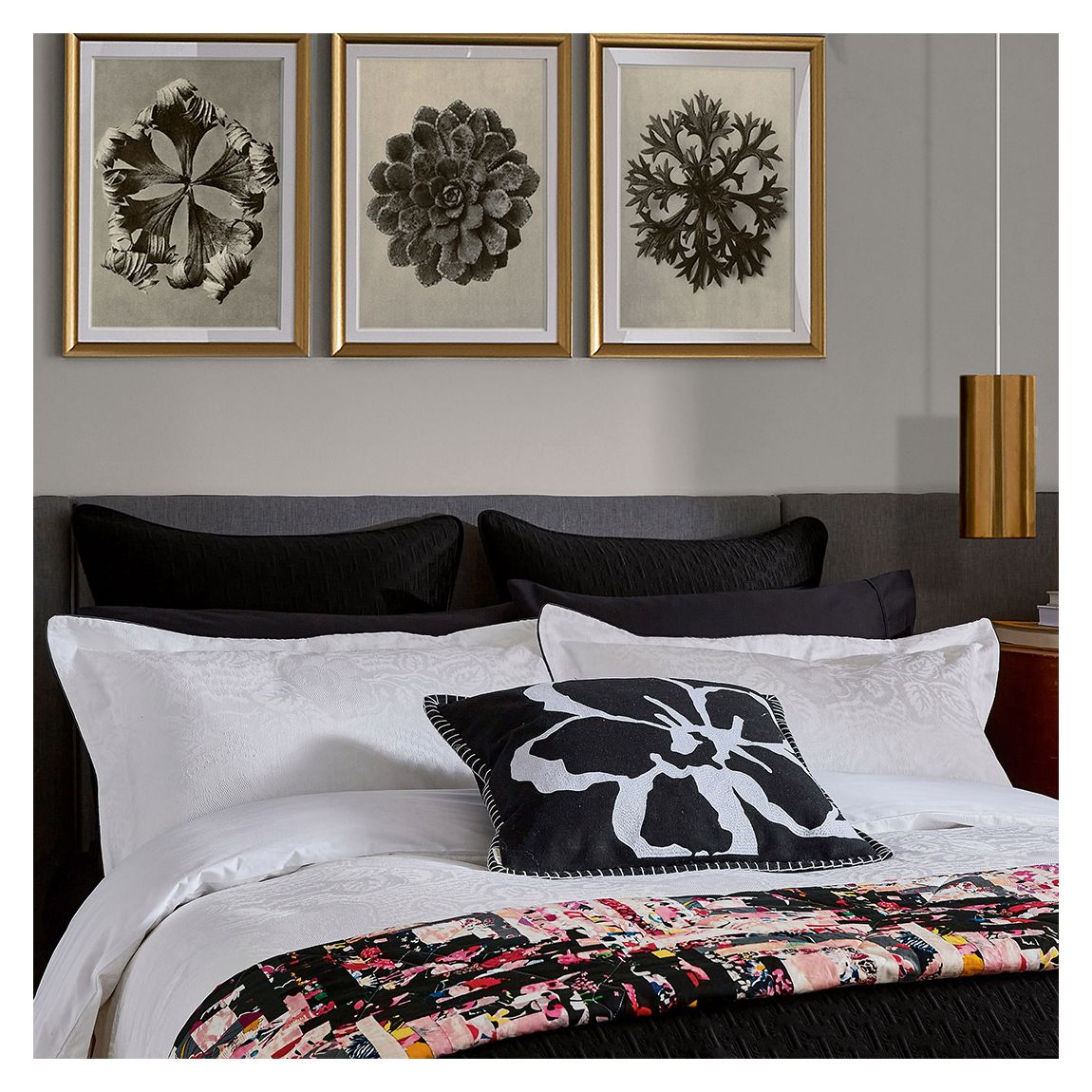 Modern Floral Oxford Pillowcase, White main product photo