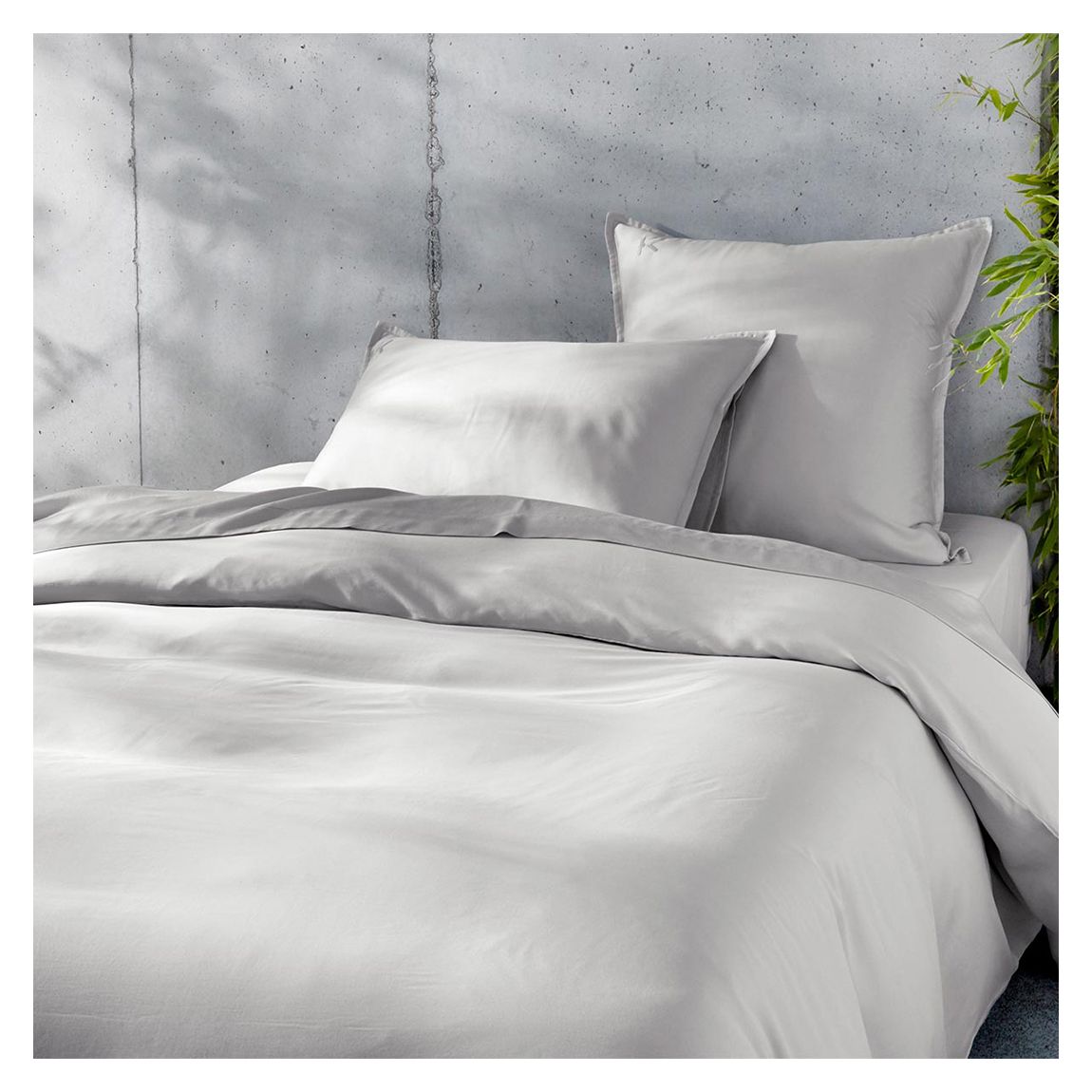 KZ Iconic Tencel King Duvet Cover, Nuage main product photo