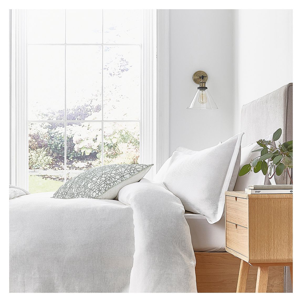 Greta Superking Duvet Cover, White main product photo
