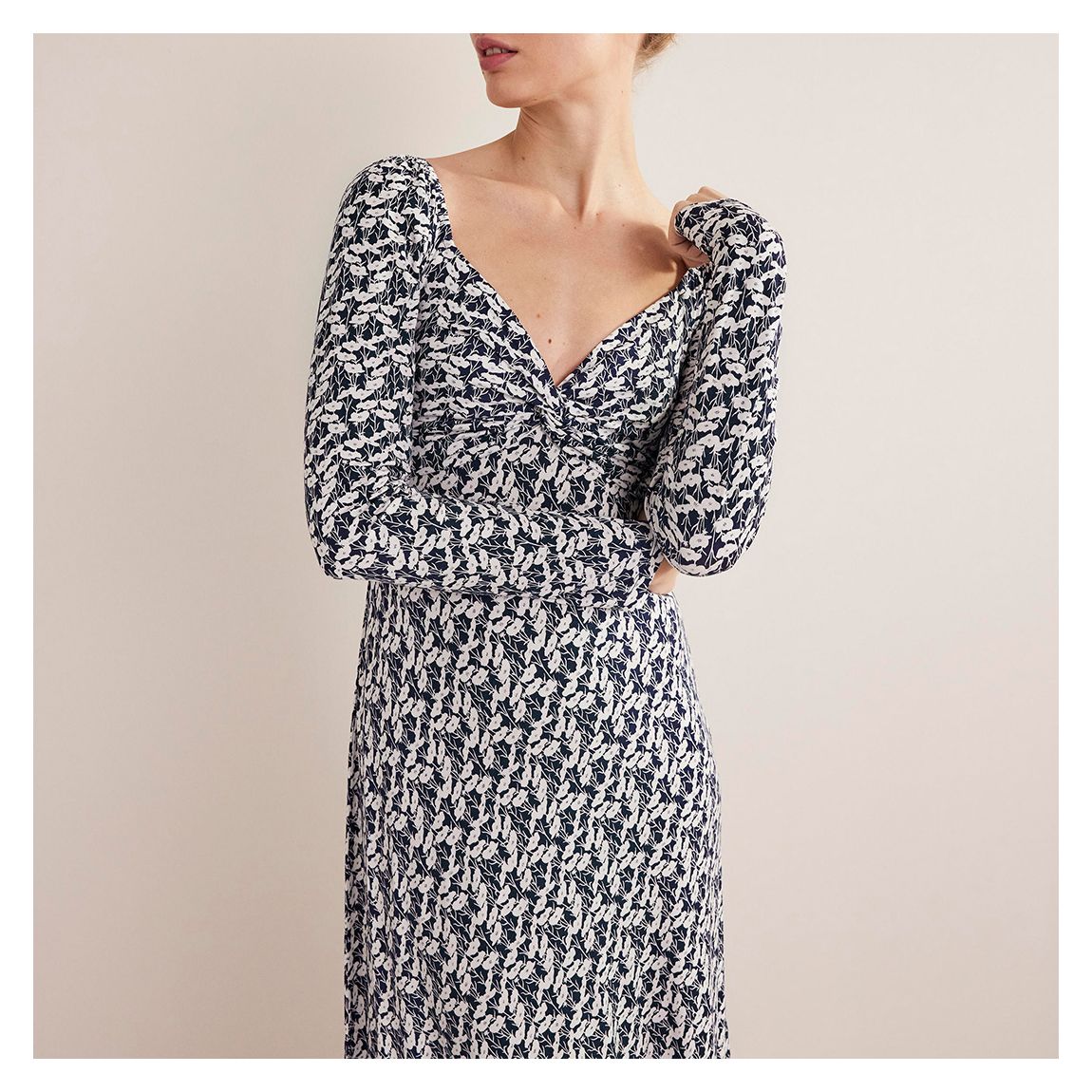 Navy Sweetheart Jersey Midi Dress main product photo