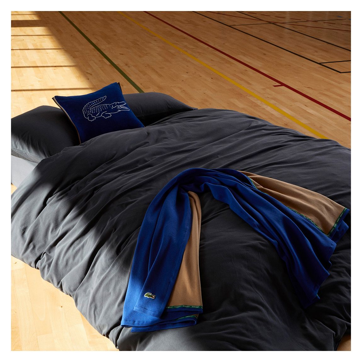 Pique 9 Bitumen Single Duvet Cover main product photo