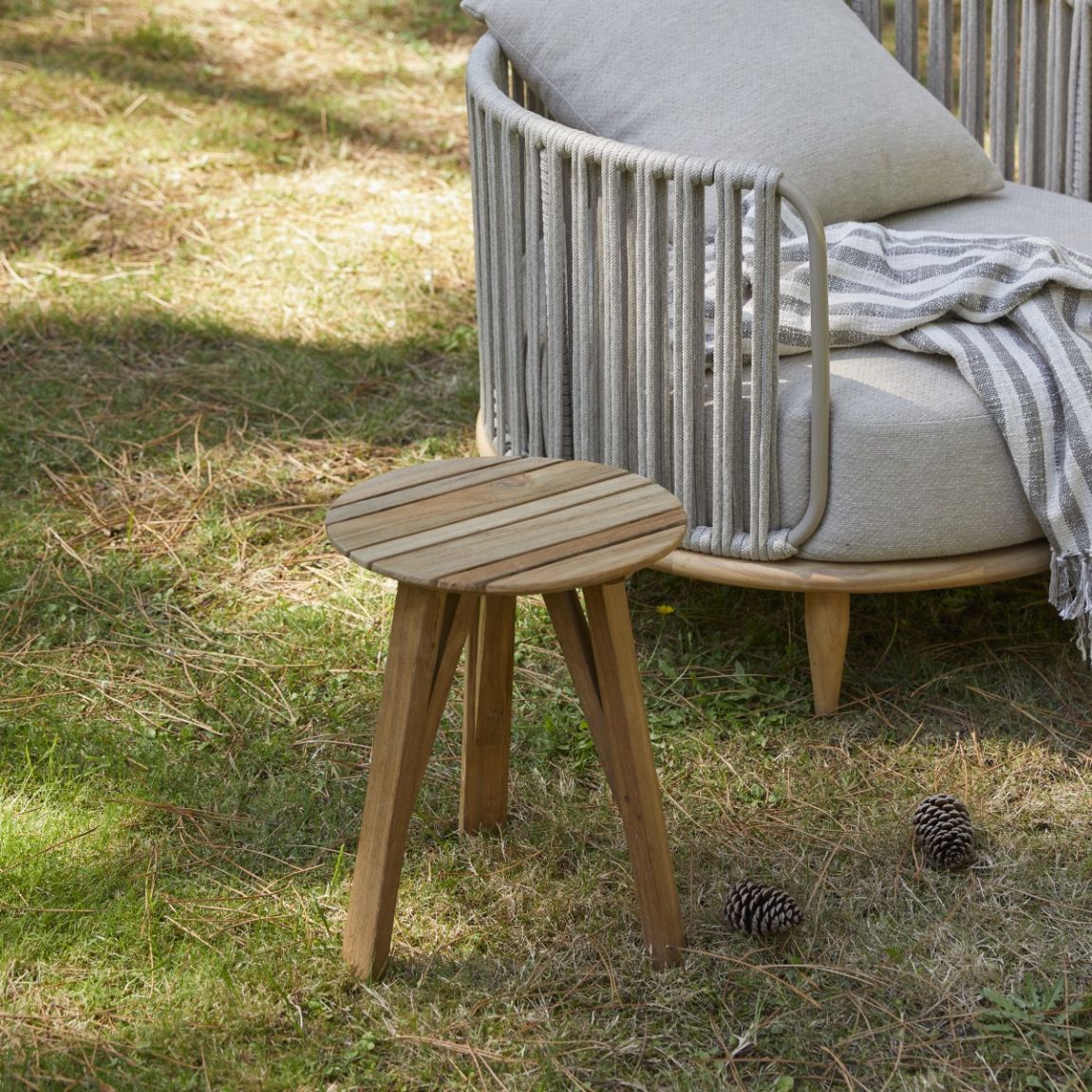 Katrine - Outdoor side table in reclaimed solid teak main product photo