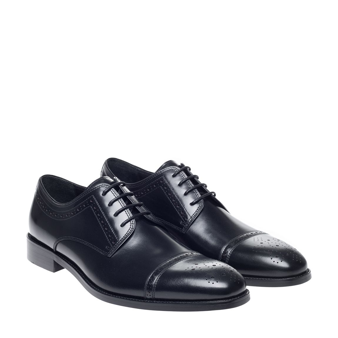 Lucan Black Semi Brogue main product photo