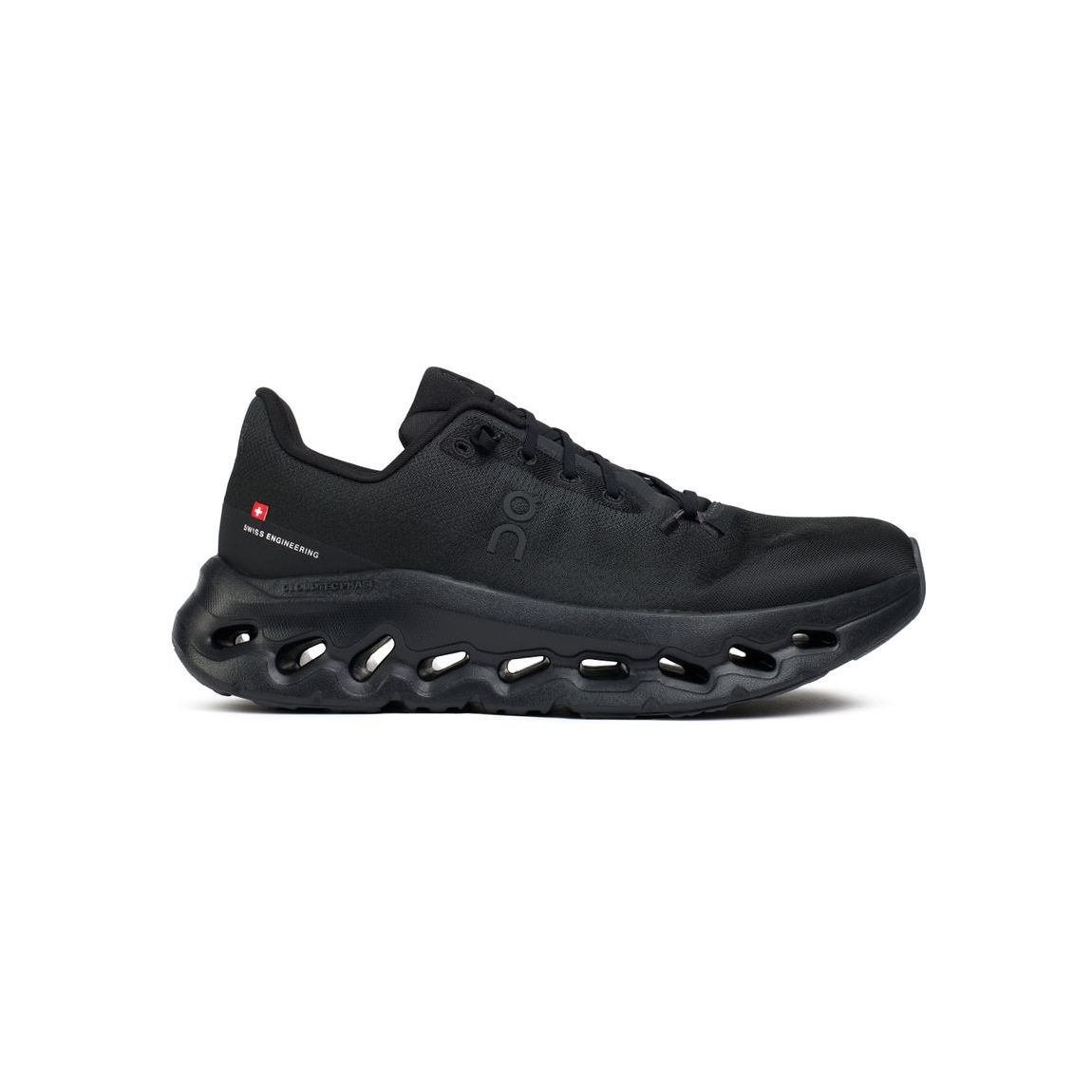 On Cloudtilt Trainers main product photo
