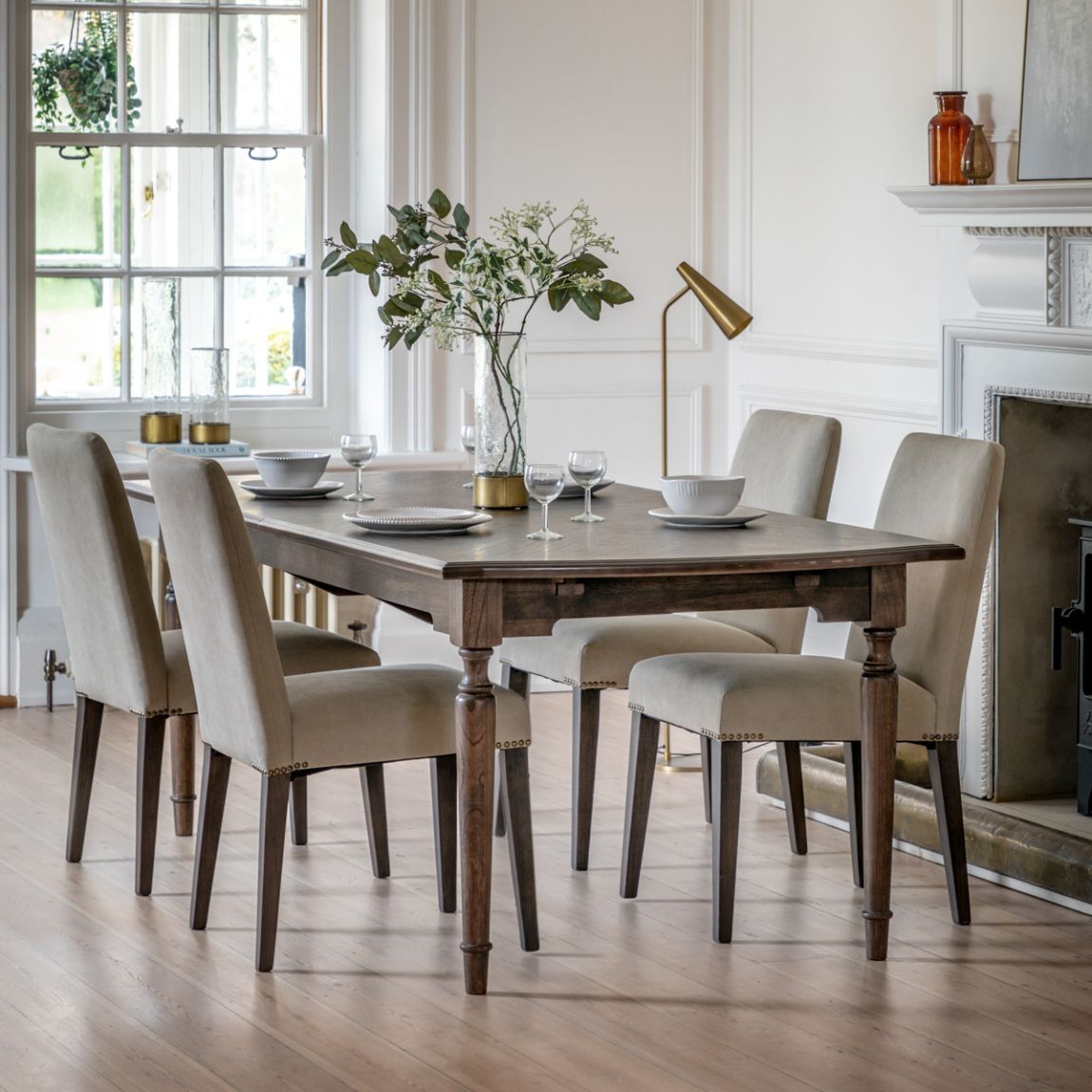 Willowby Ext Dining Table main product photo