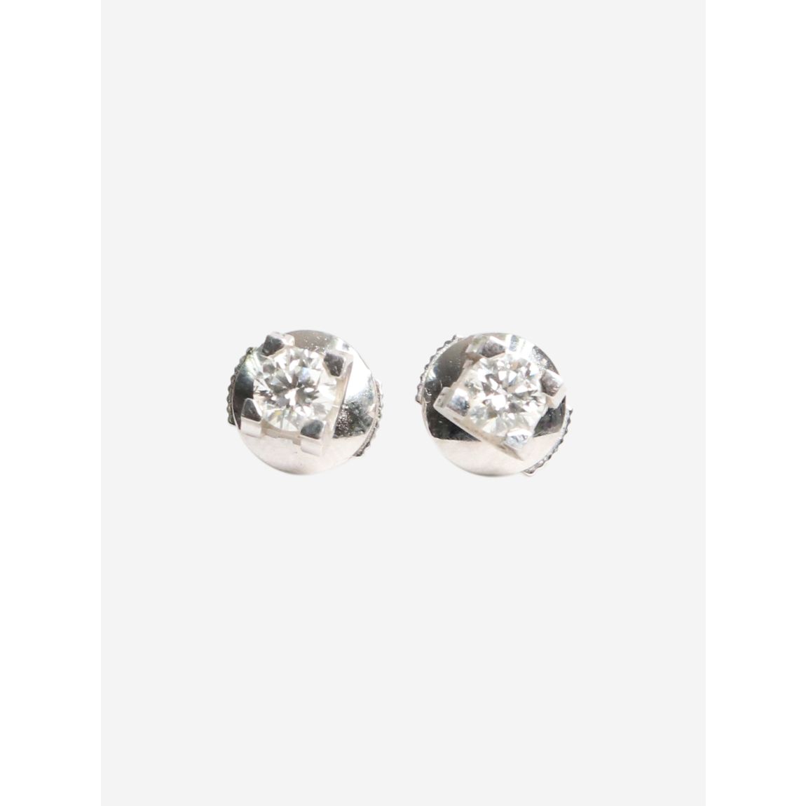 18k white gold diamond stud earrings main product photo