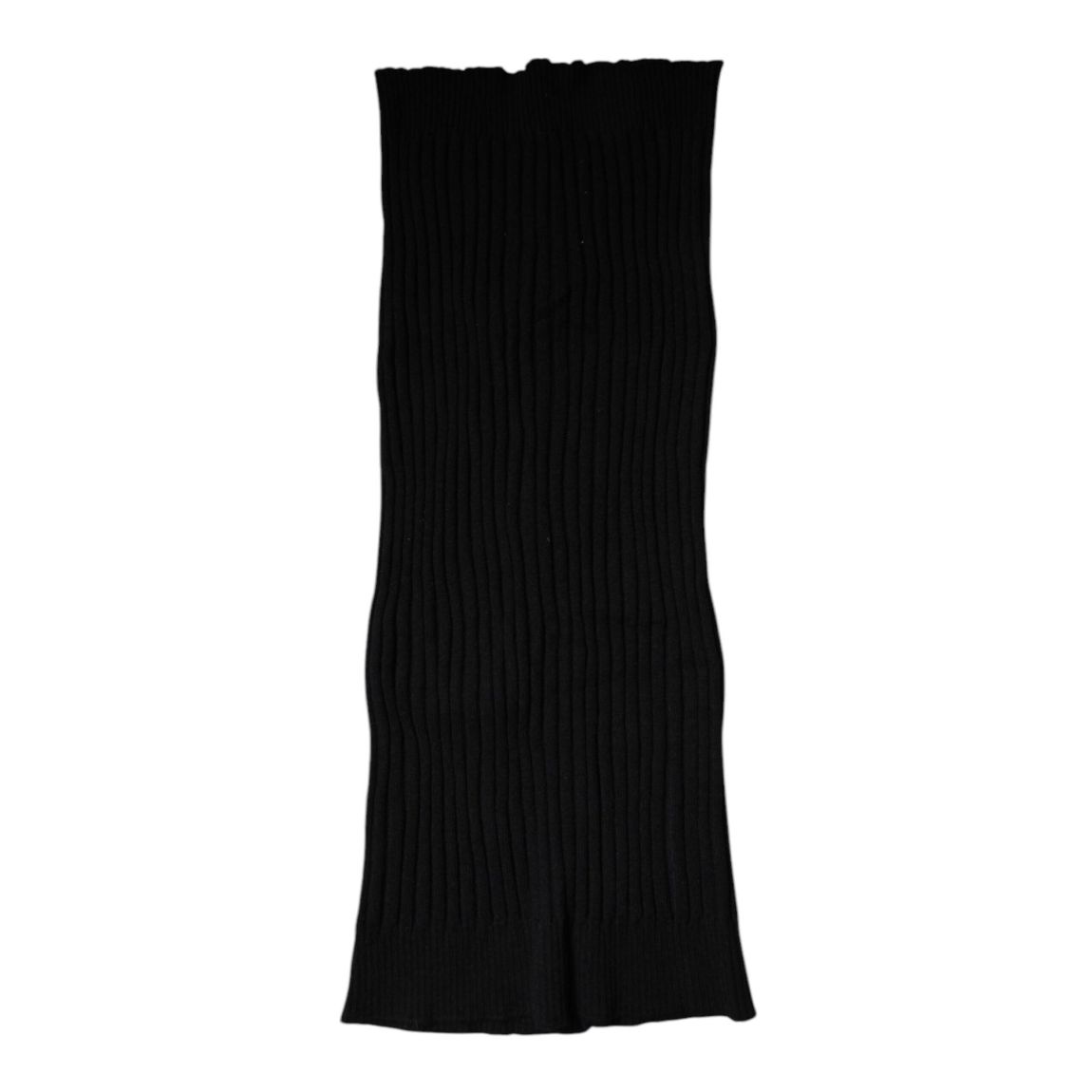 Ribbed Knit Wool Scarf - Black Scarves main product photo