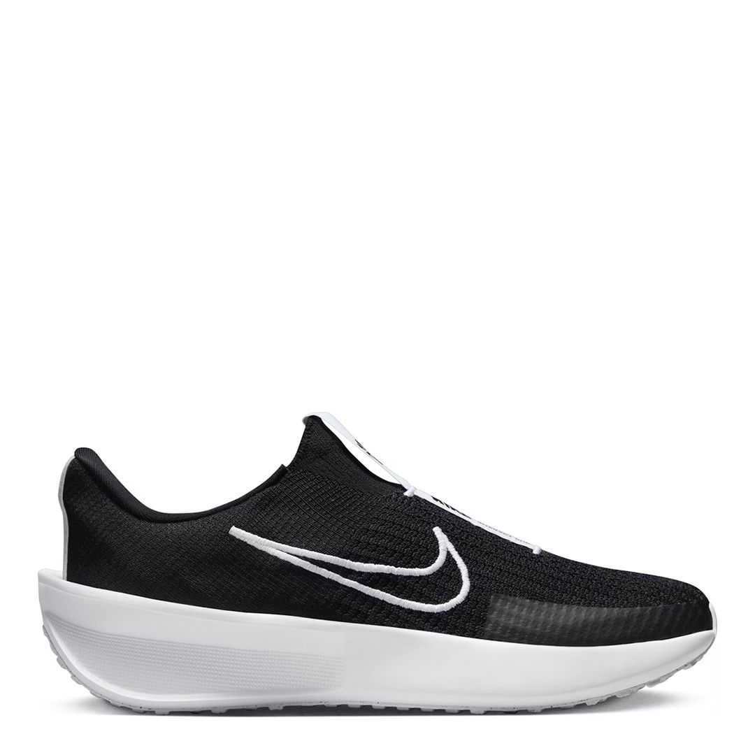 nike running black and white shoes