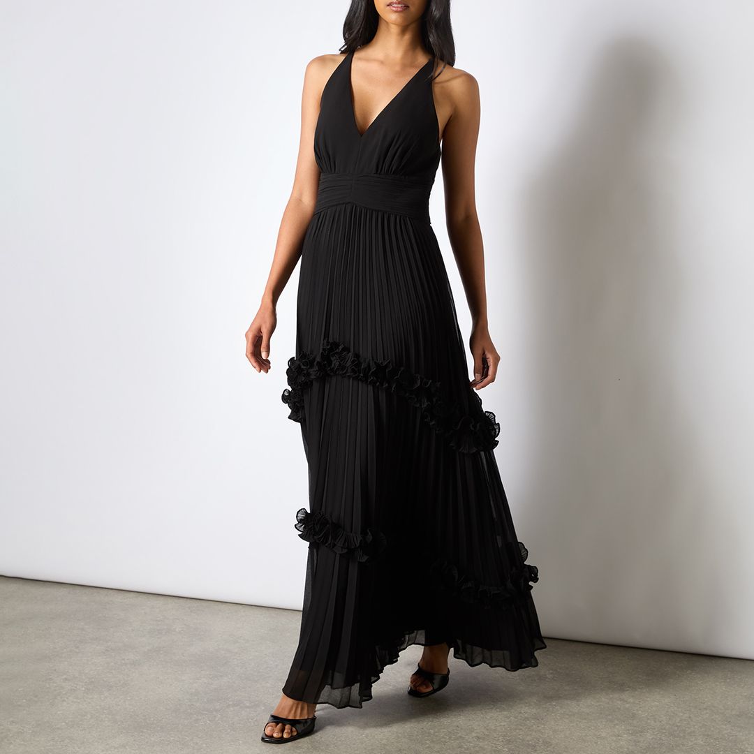 Ro & Zo Black Pleated Frill Maxi Dress - BrandAlley