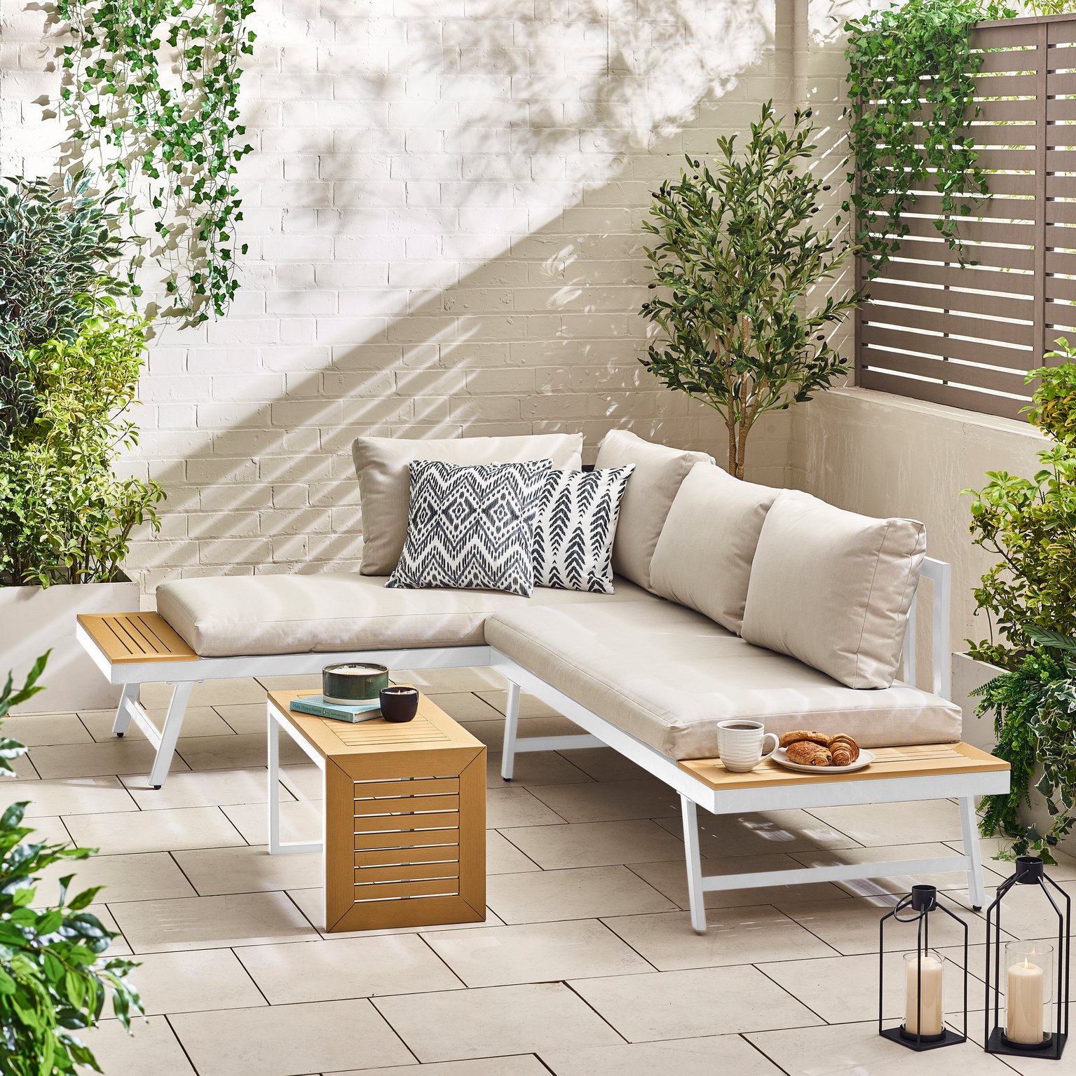 Furniturebox   Riviera White 2 Person Modular Chaise Garden Sofa Sun Lounger & Table Set , BrandAlley
